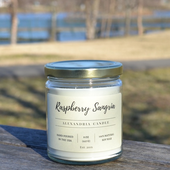 Raspberry Sangria Scented Soy Wax Candle - Picture 2 of 5